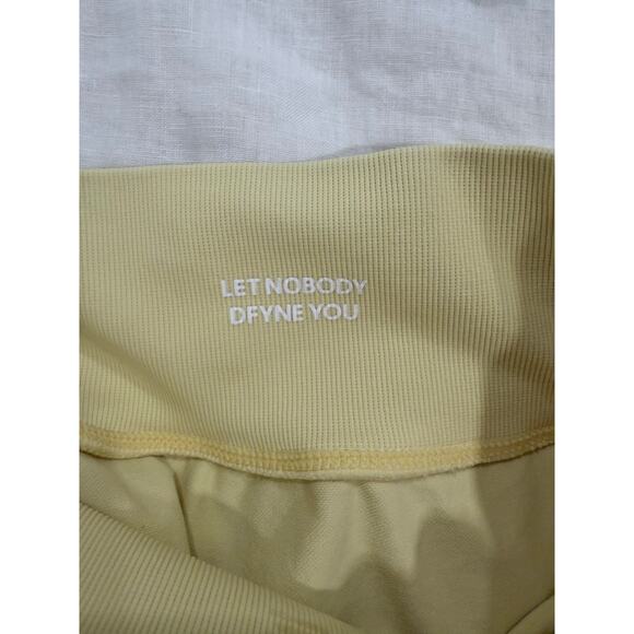 DFYNE High Rise Pull On Ruched Impact Shorts Yellow Women's Size - Picture 4 of 7